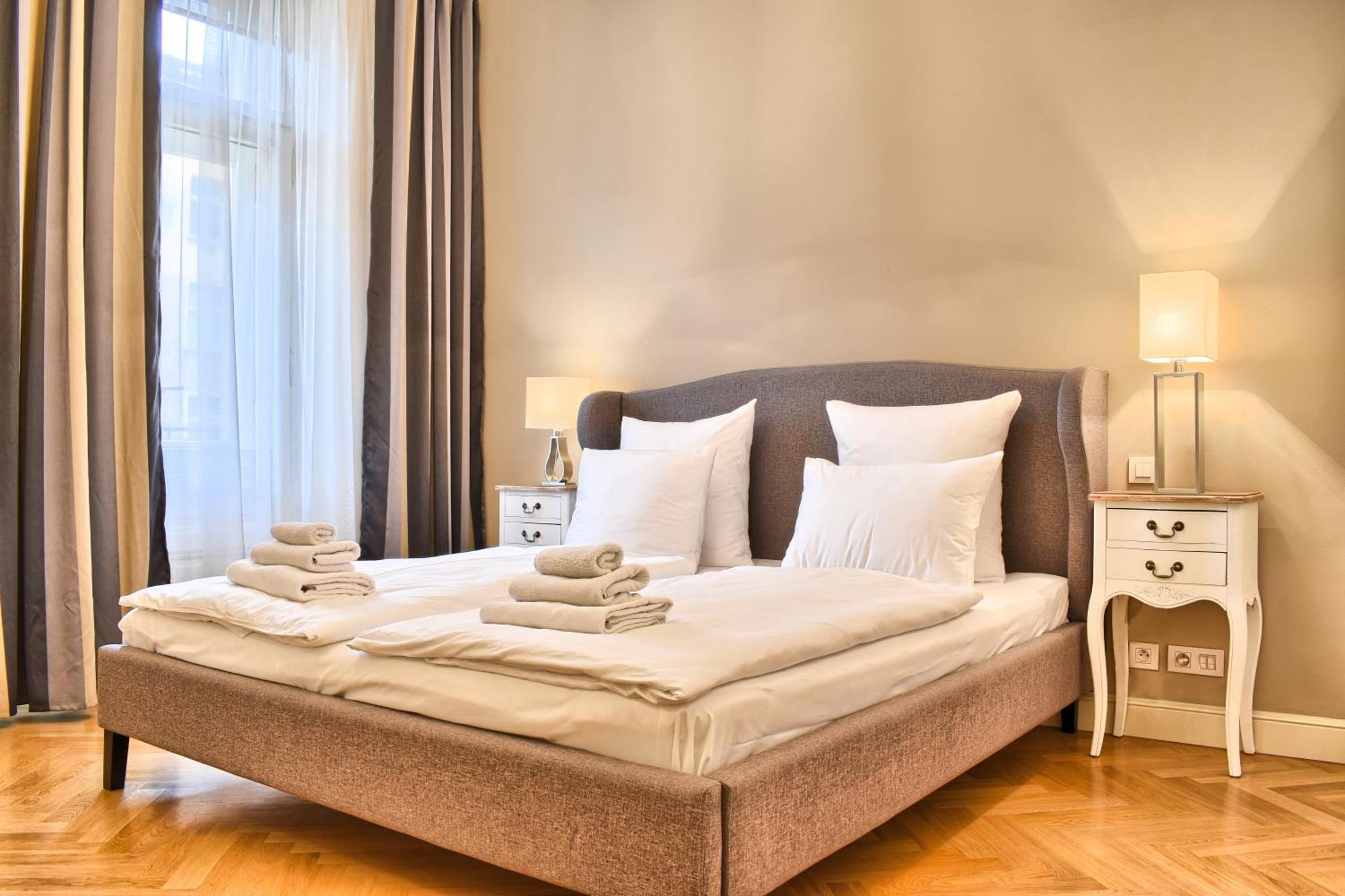 Milosrdnych Apartments Praga Exterior foto